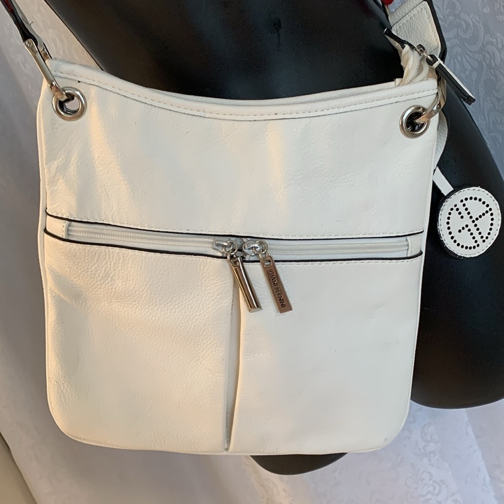 GIANI BERNINI White Crossbody Bag with Silver Hardware